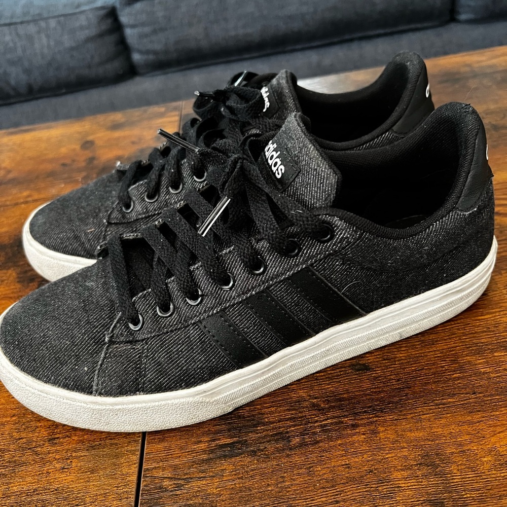 Adidas Men's Black Daily Sneakers Size 8